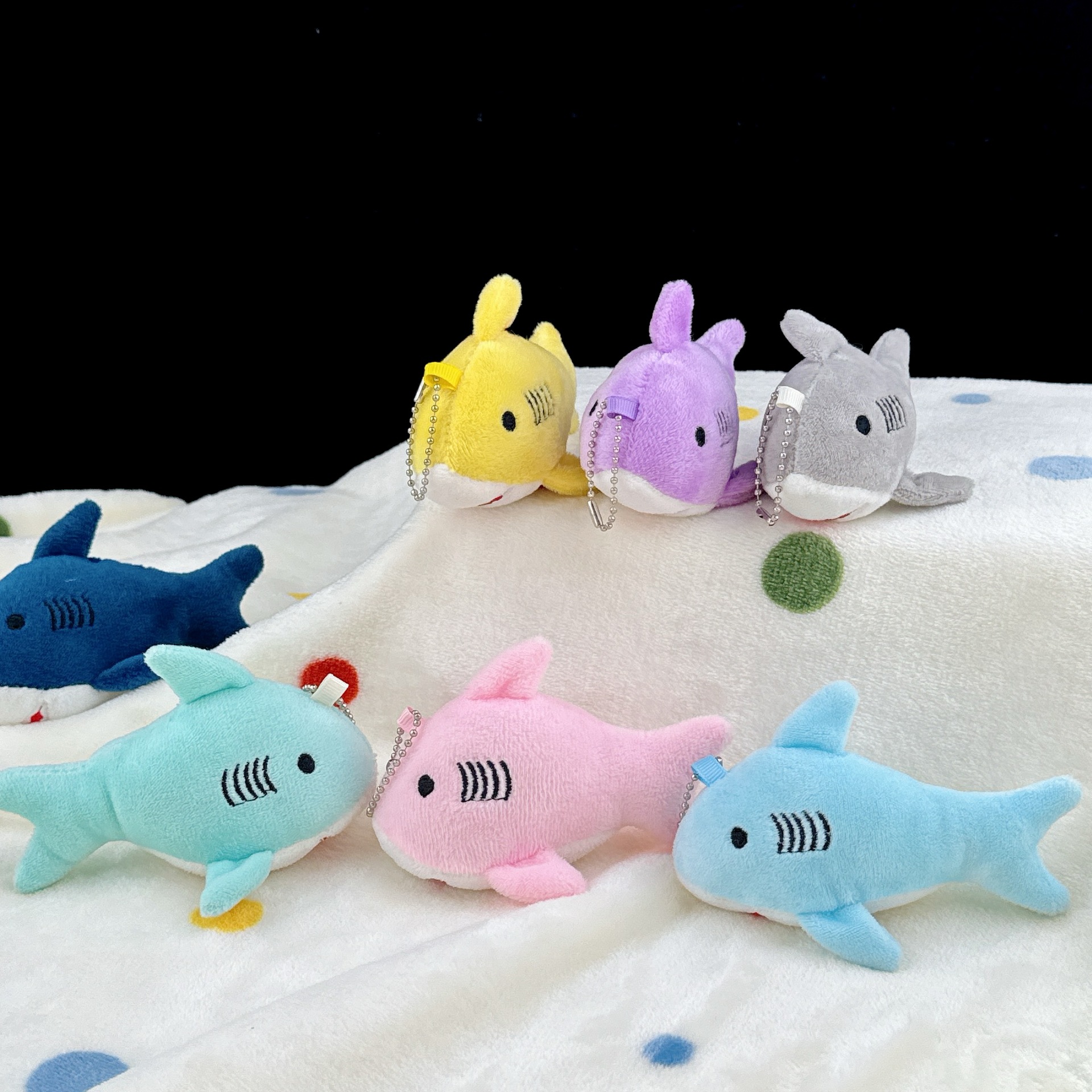 网红可爱萌小鲨鱼挂件毛绒玩具公仔卡通书包包挂饰钥匙扣娃娃玩偶