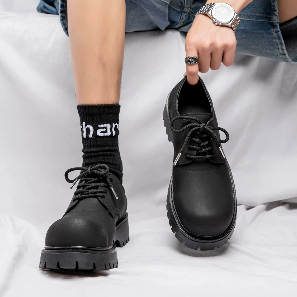 2024 новые мужские повседневные толстые подошвы дикие черные кожаные туфли арки дерби туфли матовые черные 81026-R