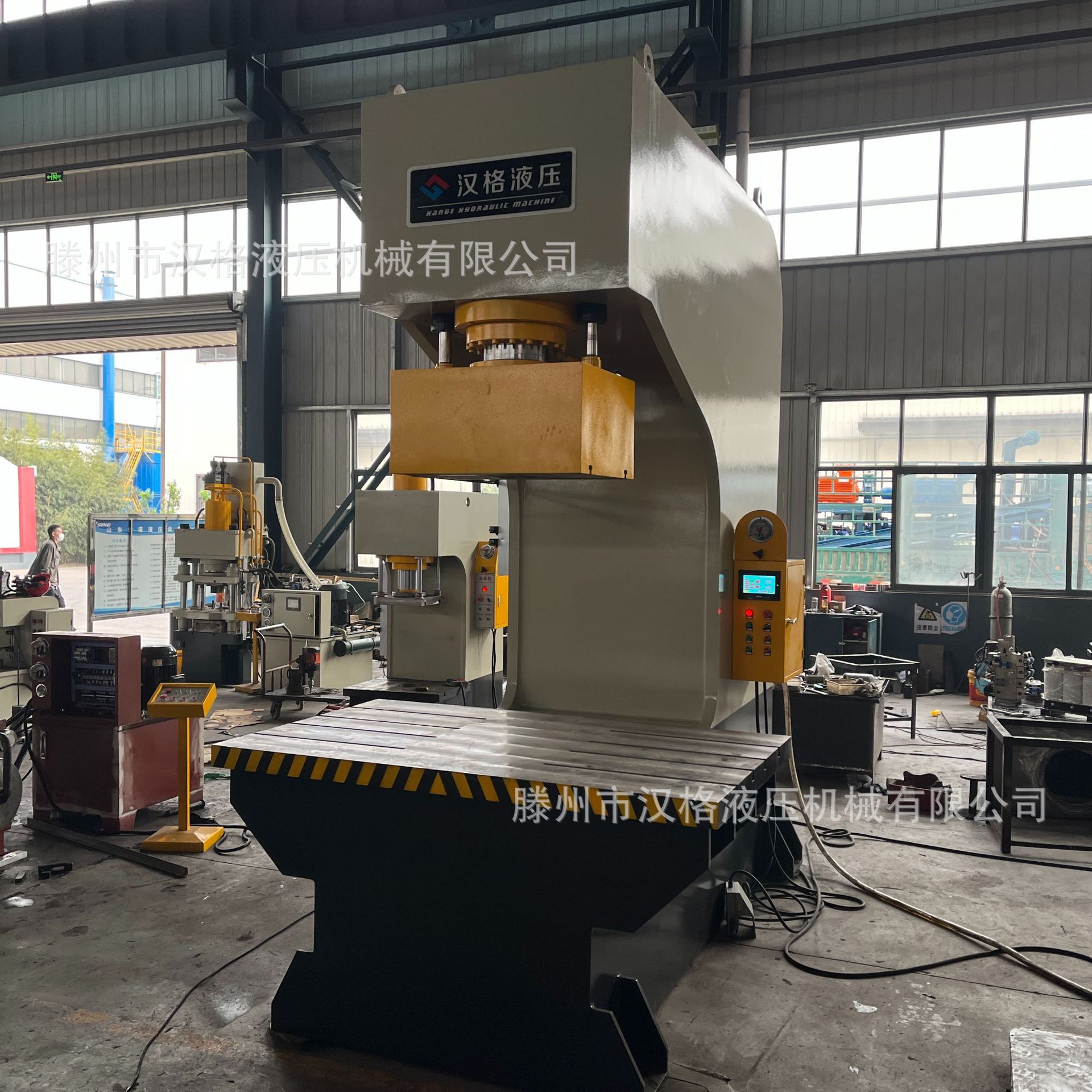 销售250吨单臂液压机 C型校直压装油压机 250T单臂压力机