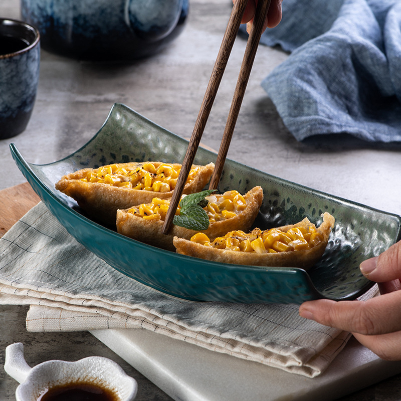 9.5inch Ceramic Boat Plate Sushi Restaurant Japanese Dish Plate Creative Irregular Shaped Tableware Personalized Dessert Plate 9.5inch Ceramic Boat Plate Sushi Restaurant Japanese Dish Plate Creative Irregular Shaped Tableware Personalized Dessert Plate