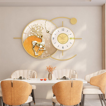 现代风餐厅圆形壁挂饰品晶瓷画一体组合装饰画挂画餐桌墙上钟挂表