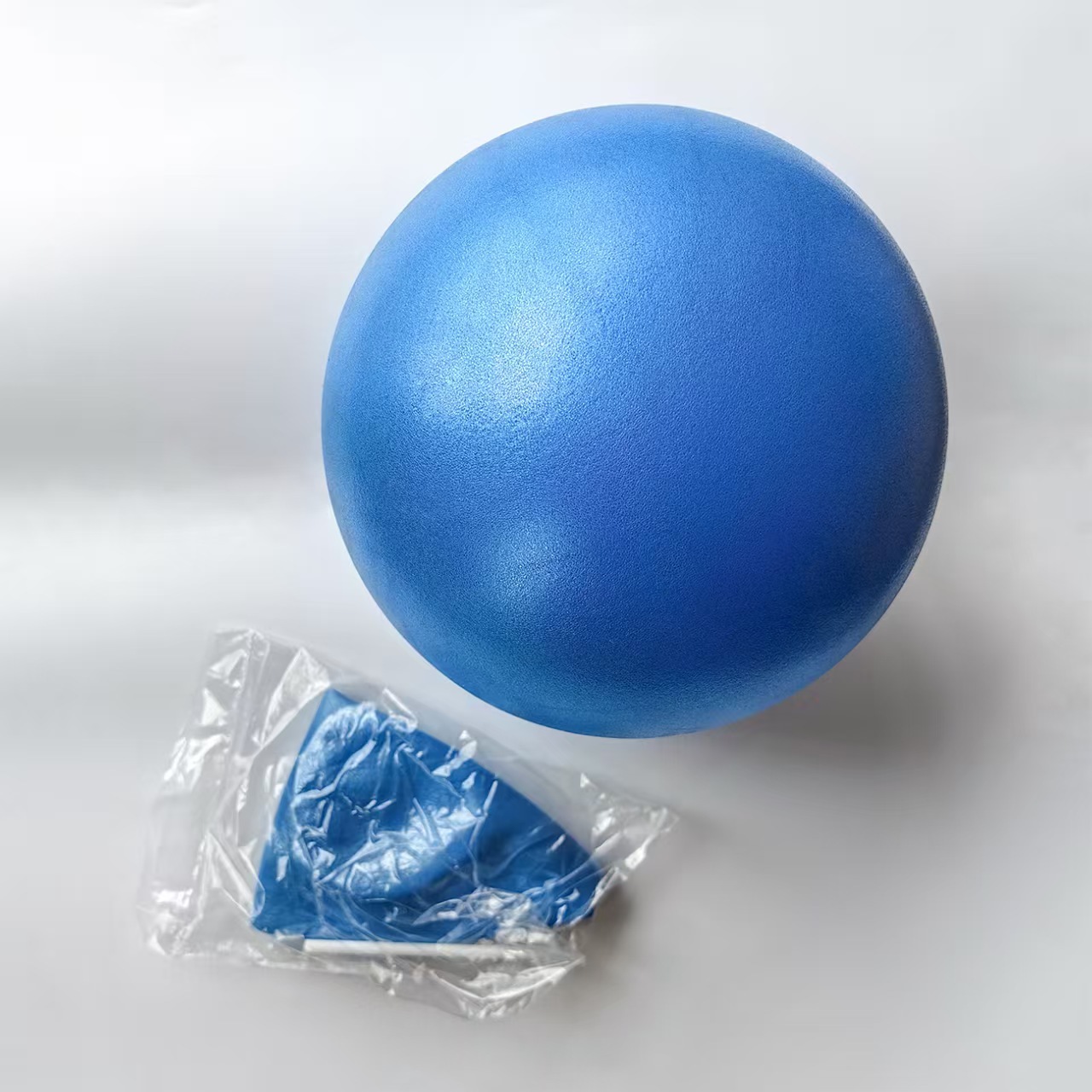 蓝色普拉提球(25CM直径)送吹气管