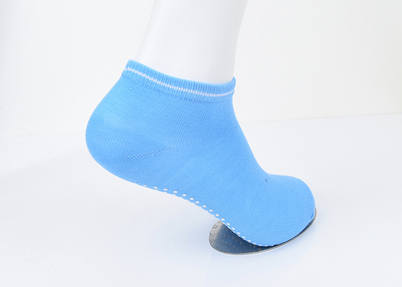 Yoga Socks Image 4