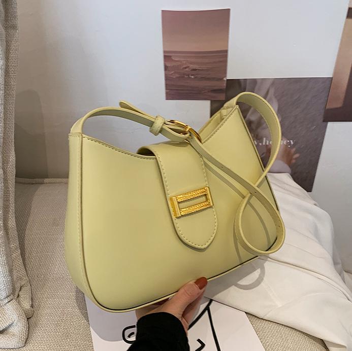 Bolso de axila súper fuego de verano para mujer 2025 nueva moda de nicho bolso de axila de alta gama textura bolso de mensajero de todo fósforo