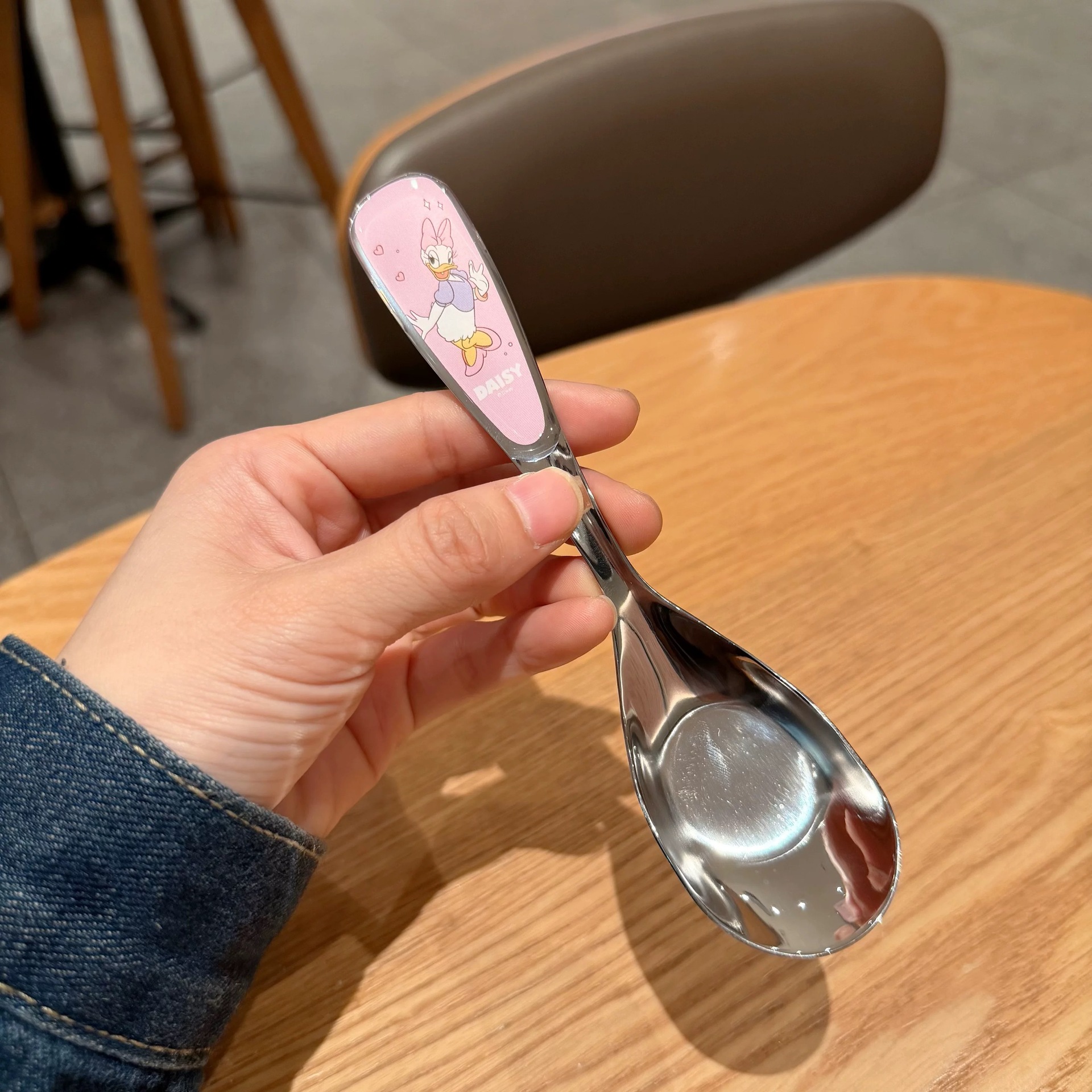 데이지 위안바오 스푼