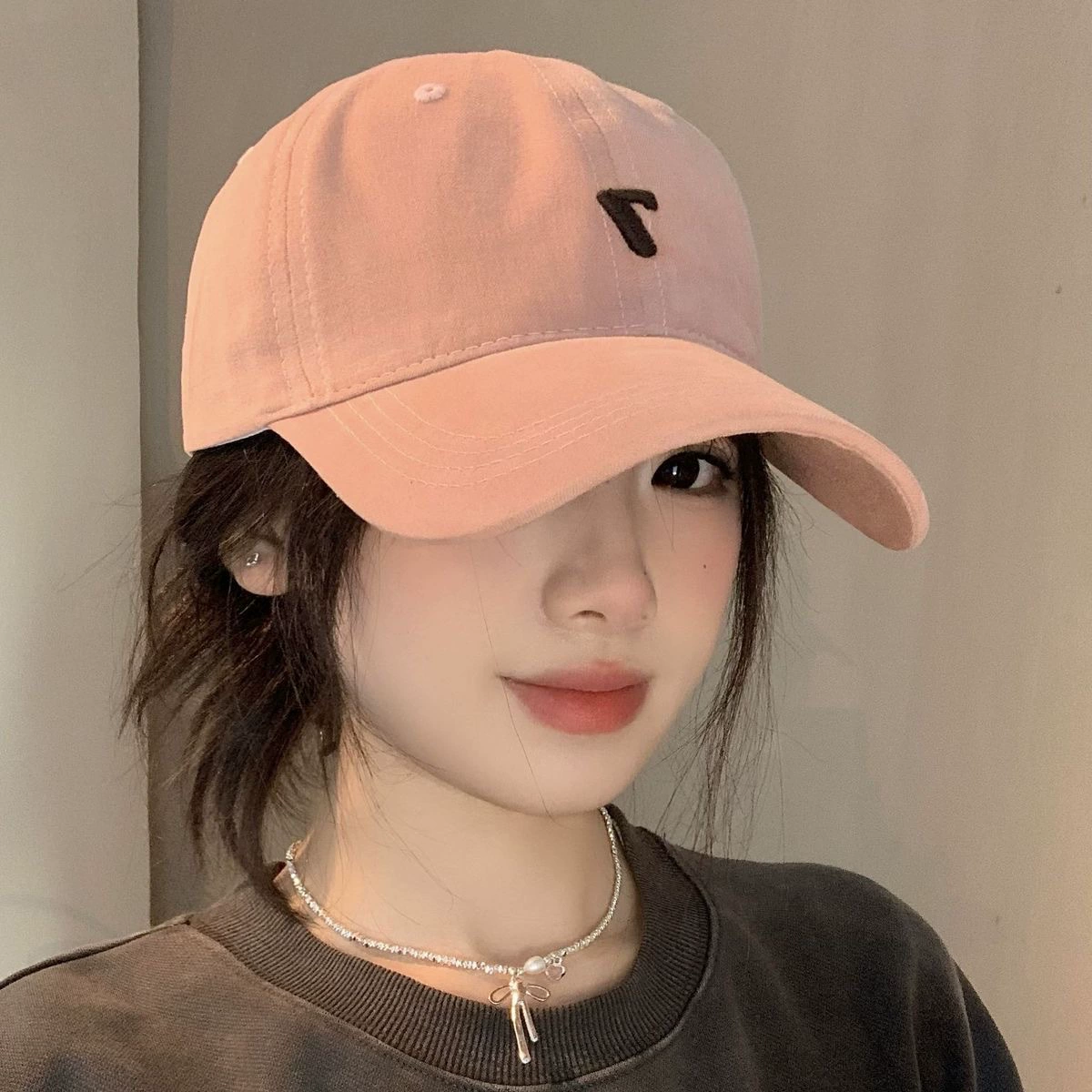 2024 новая бейсболка с вышивкой 7 для женщин с широкими полями и высоким верхом, нишевая универсальная кепка-утконос для мужчин с уменьшенным лицом и большим обхватом головы