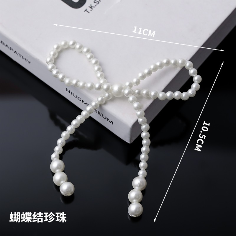 10 cadenas de perlas con lazo