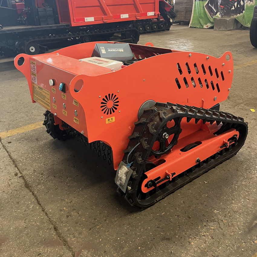 果园草坪修剪机  履带式遥控除草机  雷亿割草机