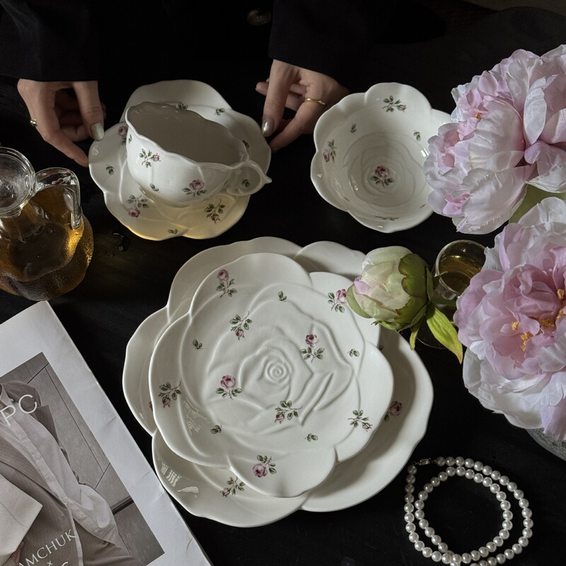 Korean Ins Super Beautiful Petal Pink Rose Embossed Ceramic Plate Flower Series Dinner Plate Afternoon Tea Cup and Saucer Set Korean Ins Super Beautiful Petal Pink Rose Embossed Ceramic Plate Flower Series Dinner Plate Afternoon Tea Cup and Saucer Set