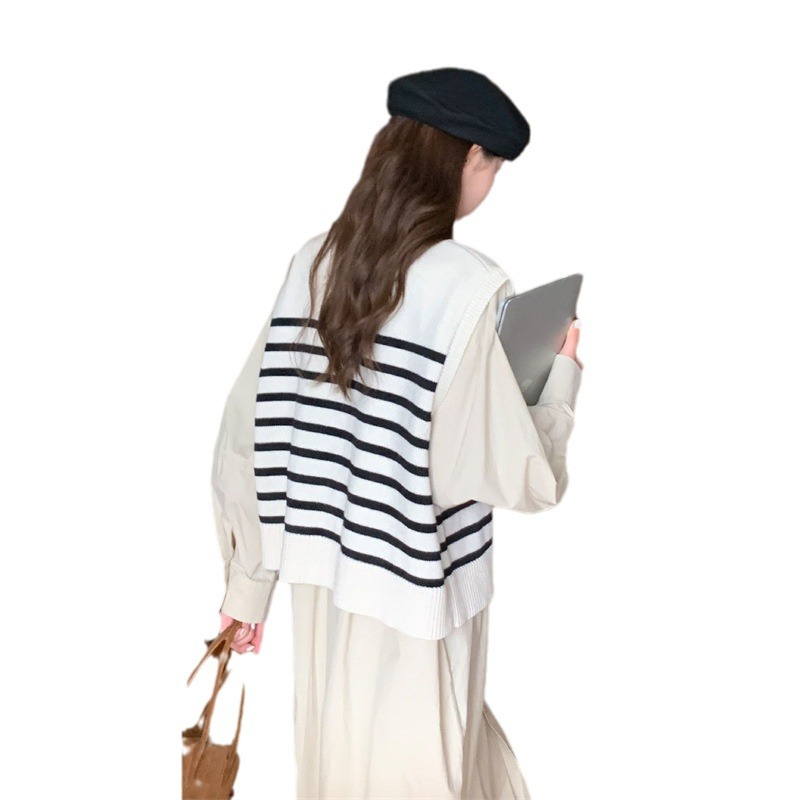 Estilo preppy Chaleco de punto a rayas para el desgaste exterior suelta apilados otoño nuevo cuello en V botón suéter chaleco para las mujeres image 6