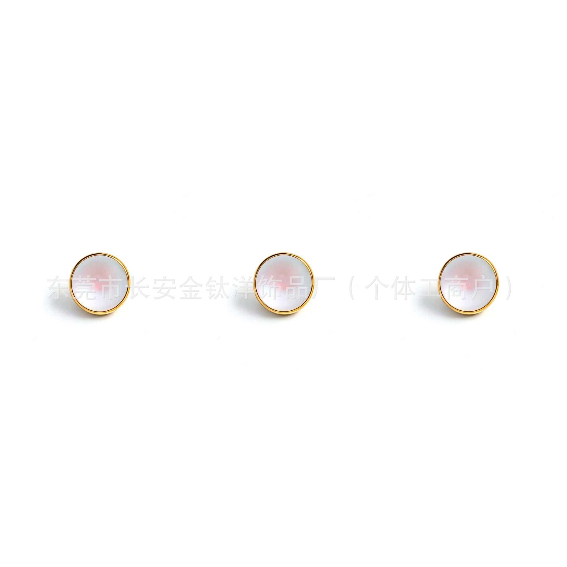 Pointed titanium steel lip stud product view
