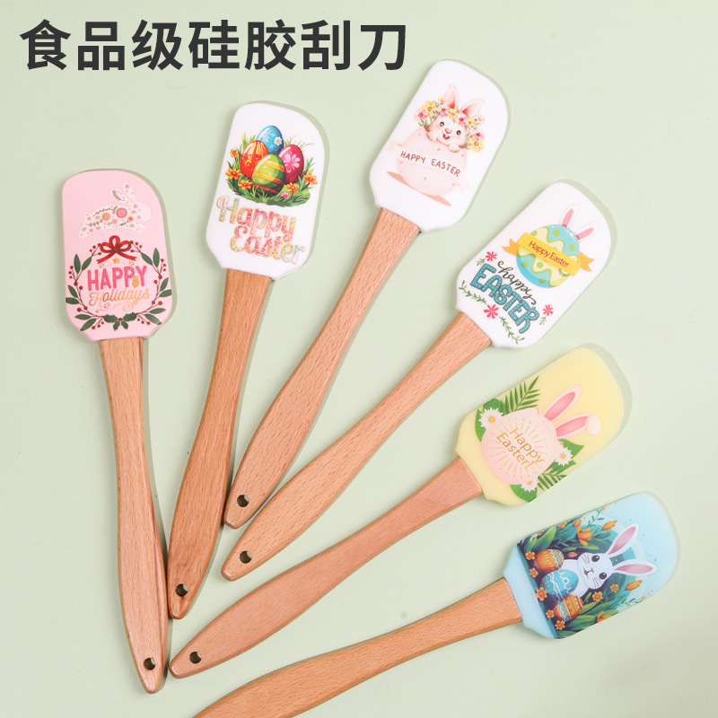复活节卡通硅胶刮刀 木柄食品级烘焙奶油抹刀 兔子彩蛋热转印厨房