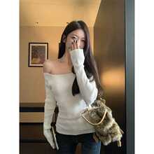 ����- һ�ּ�ᘿ���Ů�¿�����¶���L��ȴ�������