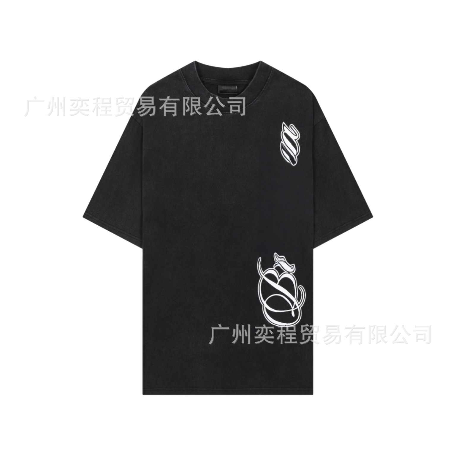 马年限定草写刺绣短T黑色
