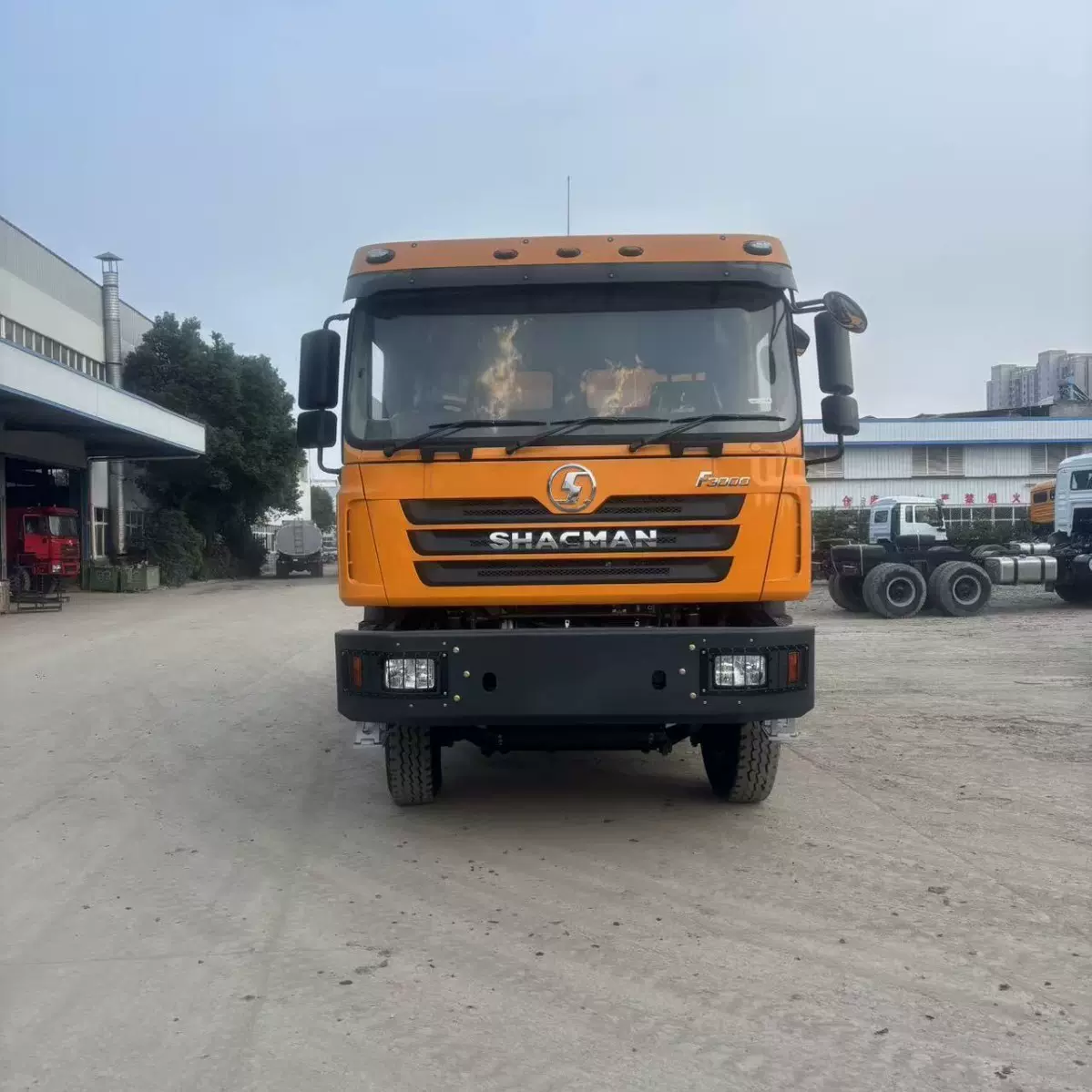 SHACMAN出口非洲刚果金F3000自卸车380Hp400Hp出口非洲国家刚果金