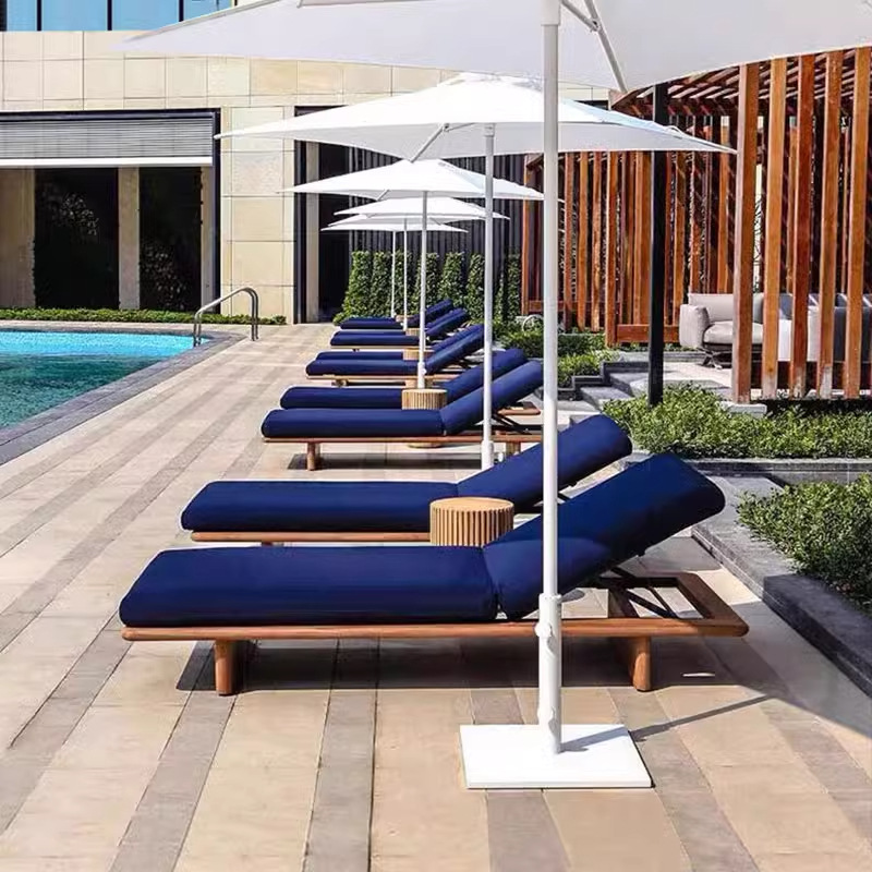 Silla de teca al aire libre Silla de playa Villa Hotel Piscina al aire libre Resistencia al agua Protección solar Jardín silla de playa de madera maciza