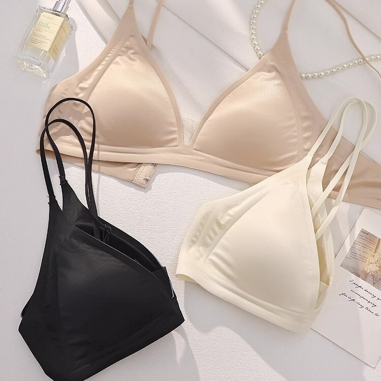 French Summer Milk Satin Underwear for Women, Light, Silky, High-End, Normcore Underwear, Thin, Small Breasts, Comfortable and Comfortable