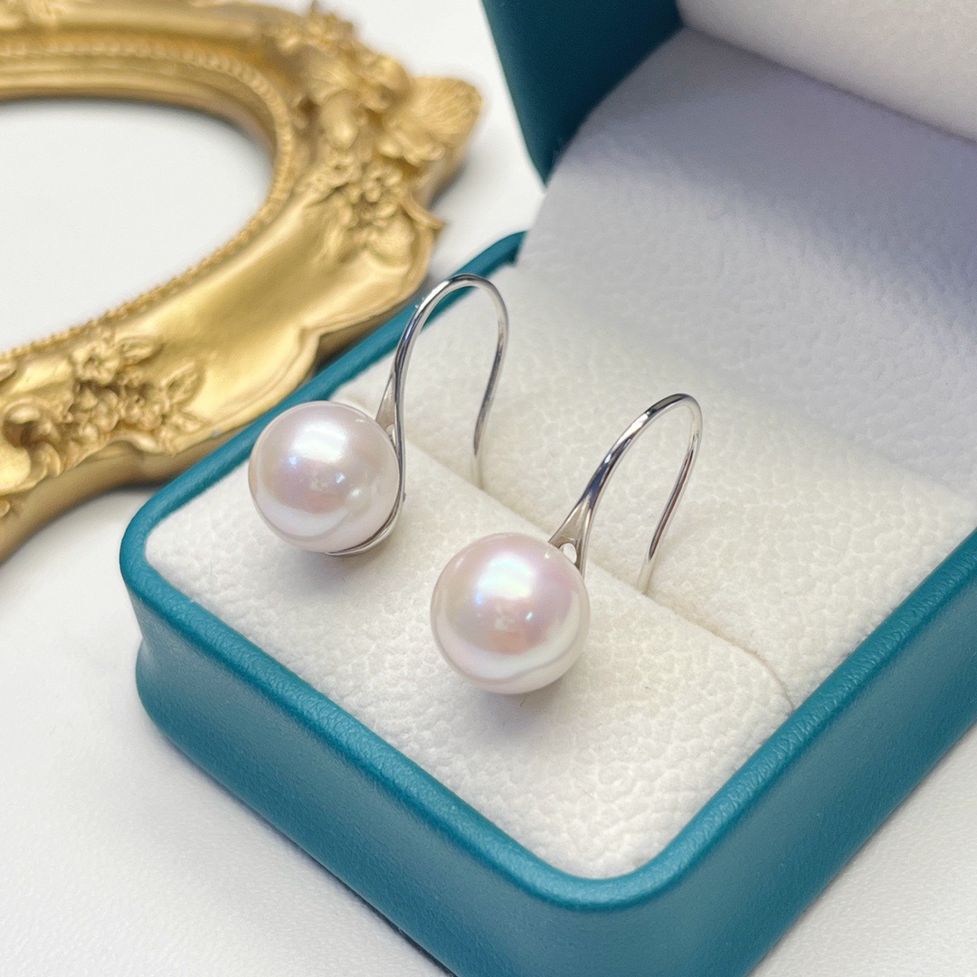 23g Weight 925 Sterling Silver Ear Needle Material Ear hook Classification 1 Pair Quantity Daily Occasion Freshwater Pearl Material Geometric Pattern Women's Gender Simple Style Style 1 Pair Freshwater Pearl Freshwater Pearl Earrings Geometric Ear Hook 26