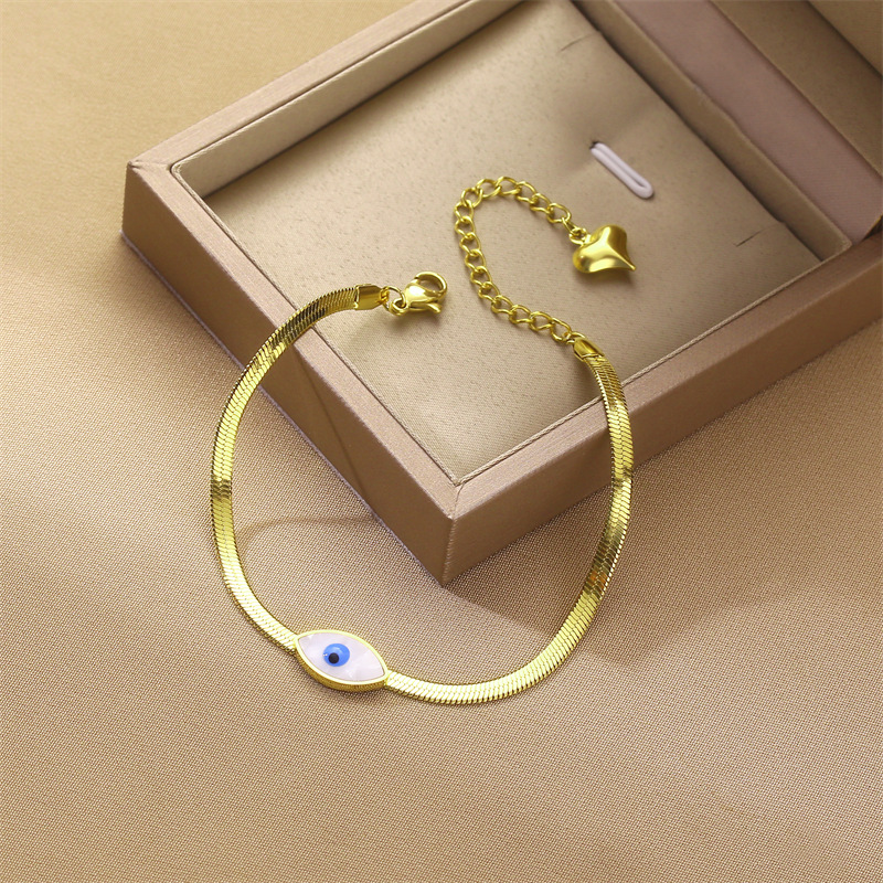 Pulsera de acero de titanio de hip-hop de ojos de demonio de nicho femenino ligero diseño de lujo transfronterizo venta caliente no se desvanece joyería