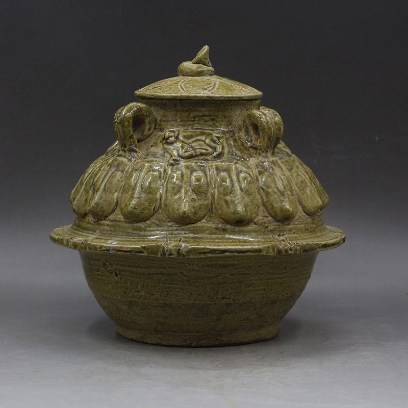 汉代越窑青釉浮雕四系神兽罐文玩古董仿出土老货瓷器收藏中式摆件