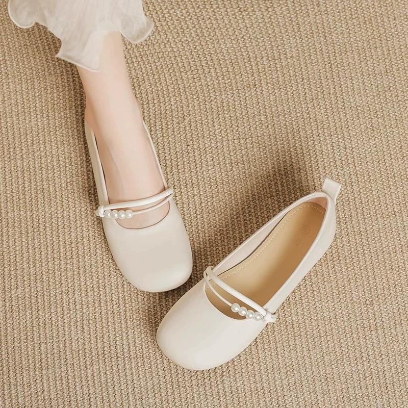2025 Новые жемчужные плоские туфли с мелким вырезом для женщин, летние сказочные туфли, нежные мокасины Мэри Джейн на шнуровке.
