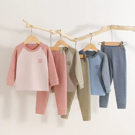 童裤;童马甲;童卫衣