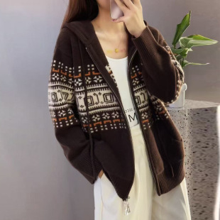 �p��朼���ë�M���u�Ӻ�ñ��Ů���ɕr�аٴ��Bñ�_���H�w͸��ë��