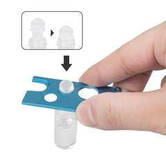 Multifunctional beader, multi-color essential oil bottle opener, keychain, essential oil dispensing tool, bottle opening assistant