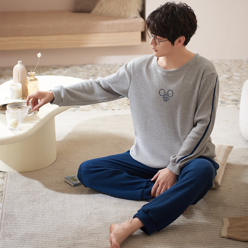 Nuevos pijamas de los hombres de primavera y otoño de algodón pantalones de manga larga de los hombres jóvenes de invierno casual ropa de casa traje de dos piezas