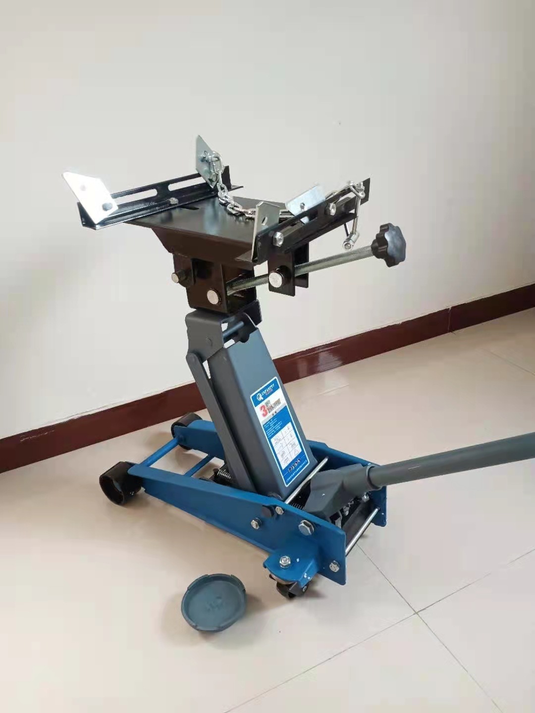 dc05ceaedff7cd0cf39571cb42ceab