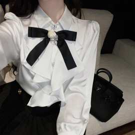 2026春秋季白色缎面衬衫女蝴蝶结法式甜美别致上衣宫廷漂亮小衫潮