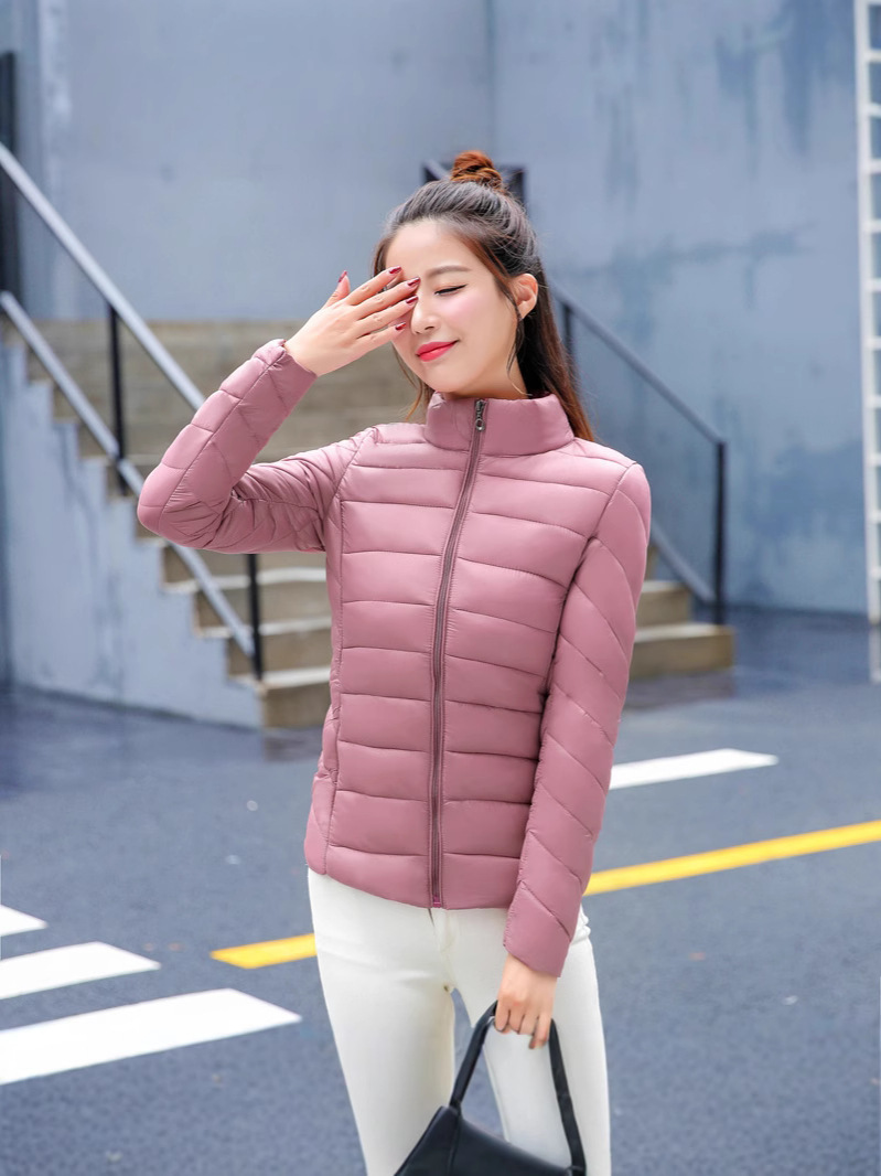 면 코트 여성 짧은 스탠드 칼라 한국어 버전 2025 새로운 다운 면 코트 학생 슬림하고 얇고 슬림한 따뜻한 면 재킷