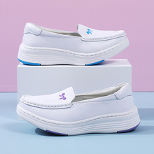 护士鞋女软底透气不累脚厚底防滑平底单鞋白色舒适医护鞋小白鞋子