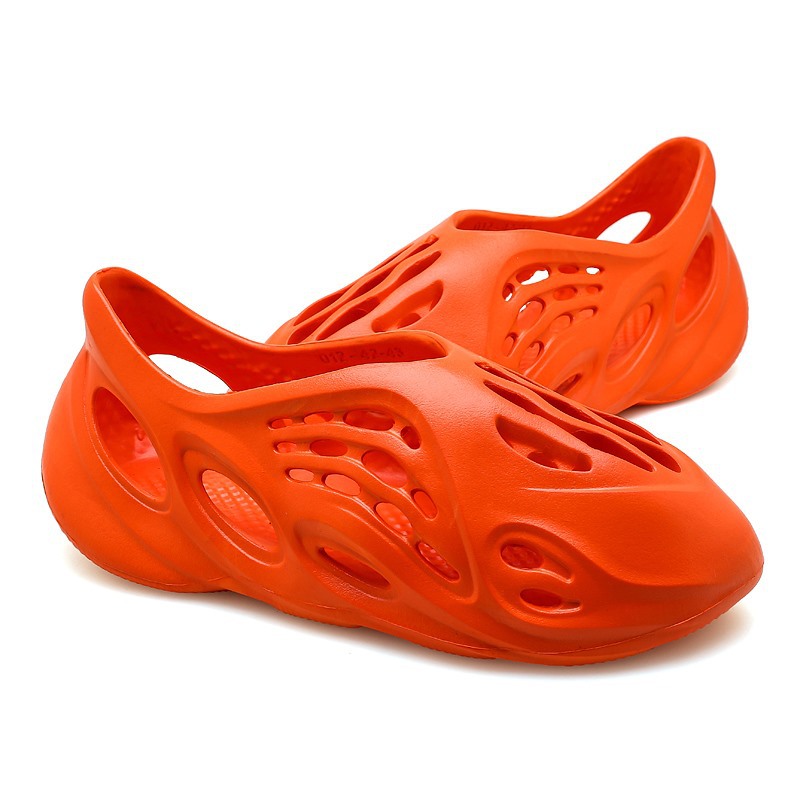 Sandalias de pareja transfronterizas 2024, transpirables, ligeras, con orificios de coco, para padres e hijos, sandalias de playa para exteriores, zapatos casuales a la moda.