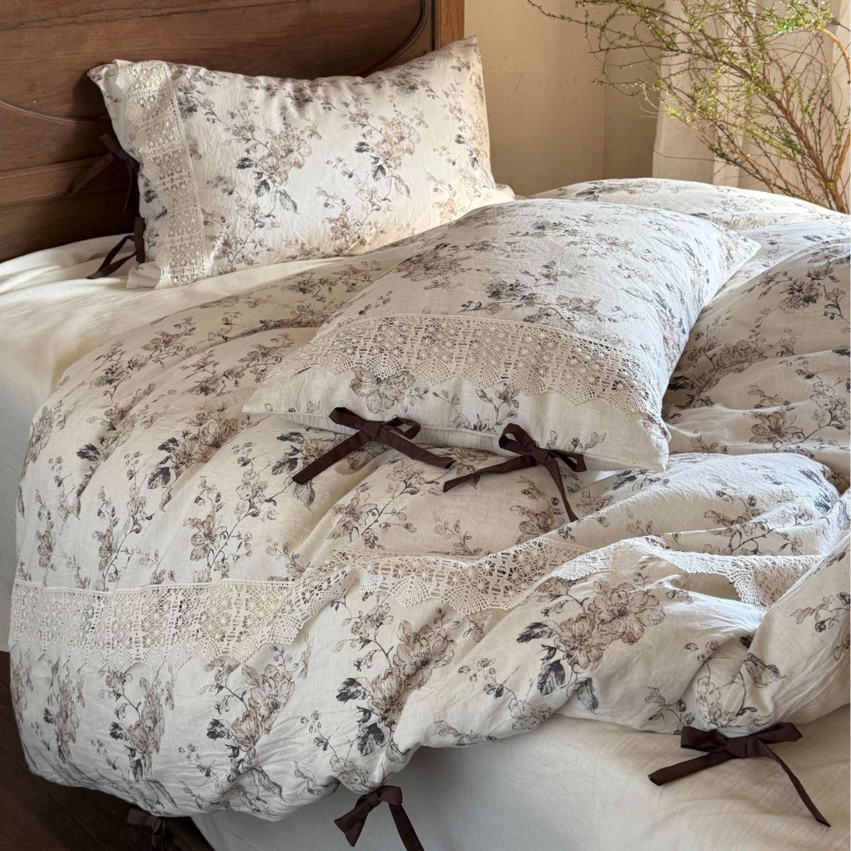 Completo lenzuola vintage in cotone e lino con bordo in pizzo_voghion.com