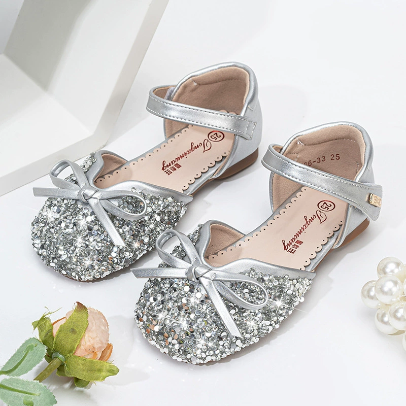 Детские кожаные босоножки для девочек, лето 2025, новые, с кристаллами, мягкая подошва, закрытый носок, Аиша