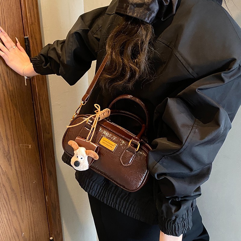 Cross-Border Retro Niche Bowling Bag For Women Soft Leather Texture Fashion Shoulder Bag Versatile Trendy Crossbody Bag - Thumbnail 2