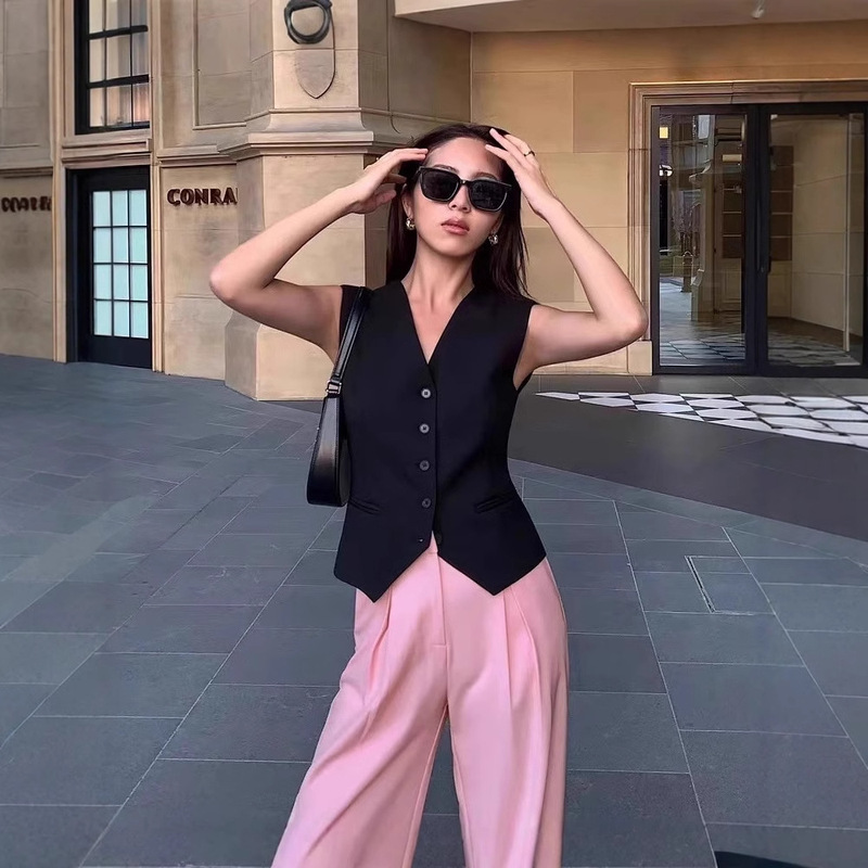 24 Years Black V-neck Suit Waistcoat Women's Summer New Retro Stacked Cardigan Vest Sleeveless Elegant Top