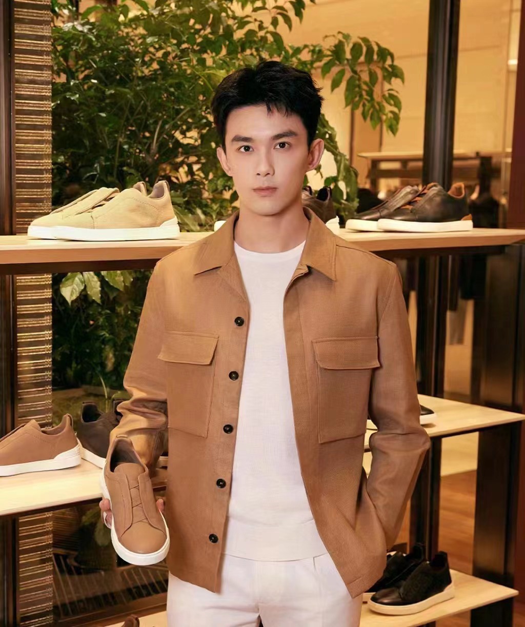 gWmWivOiz9St5JawZAY2YHqJGJIWGSA1aqDV