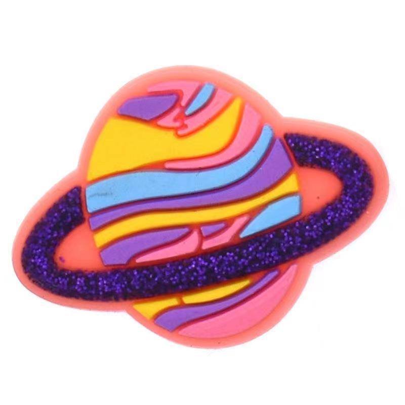 Nuevos dijes rosas para zuecos, clips desmontables para zapatos Crocs para niños y niñas, accesorios DIY para zapatos de jardín.