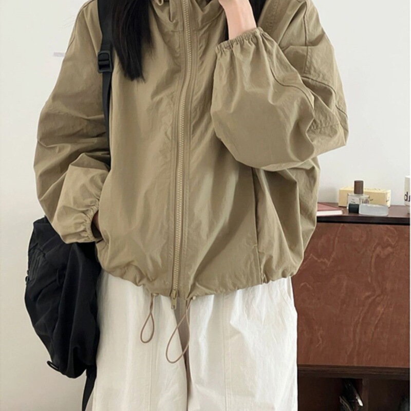 Thin Jacket Women's Spring and Autum Khaki Mountaineering Jacket Autum Sports Top Short Windproof Work Jacket Jacket