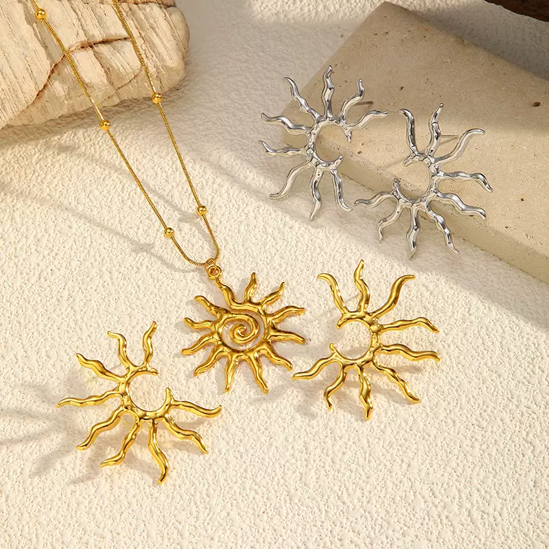 宸赫钛钢饰品套装欧美轻奢钛钢项链首饰女高级感太阳花不锈钢耳环