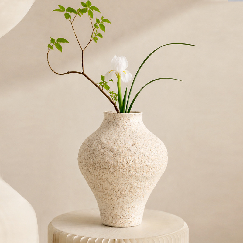 Yuzuhari Kinzui Jingdezhen Ceramic Large Vase, Vintage Rustic Ceramic Beige Flower Vase, Simple and Elegant Style for Living Room Decoration