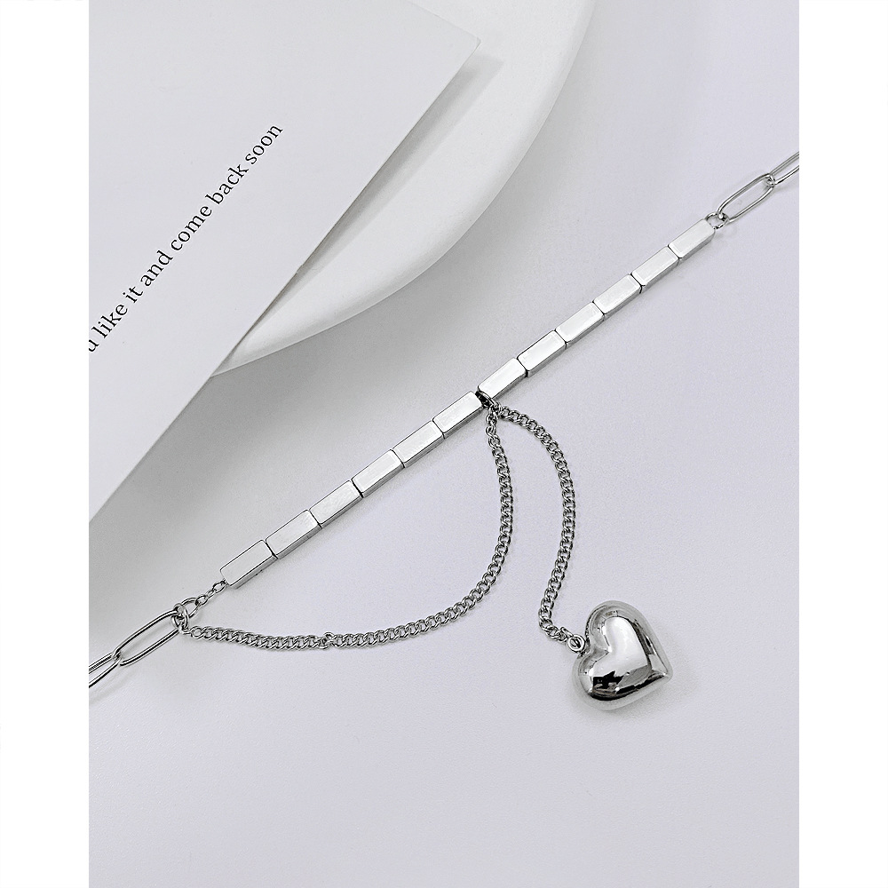 Fashion Heart Shape Stainless Steel Necklace Tassel Stainless Steel Necklaces display picture 5