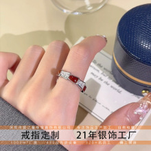 宝家安可拉红蛇骨戒指竹节镶钻灵蛇手环轻奢高级珠宝设计镶嵌加工