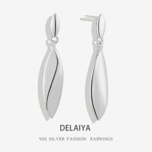 耳环轻奢高级感跨境亚马逊热销S925纯银光面个性设计水滴耳钉女