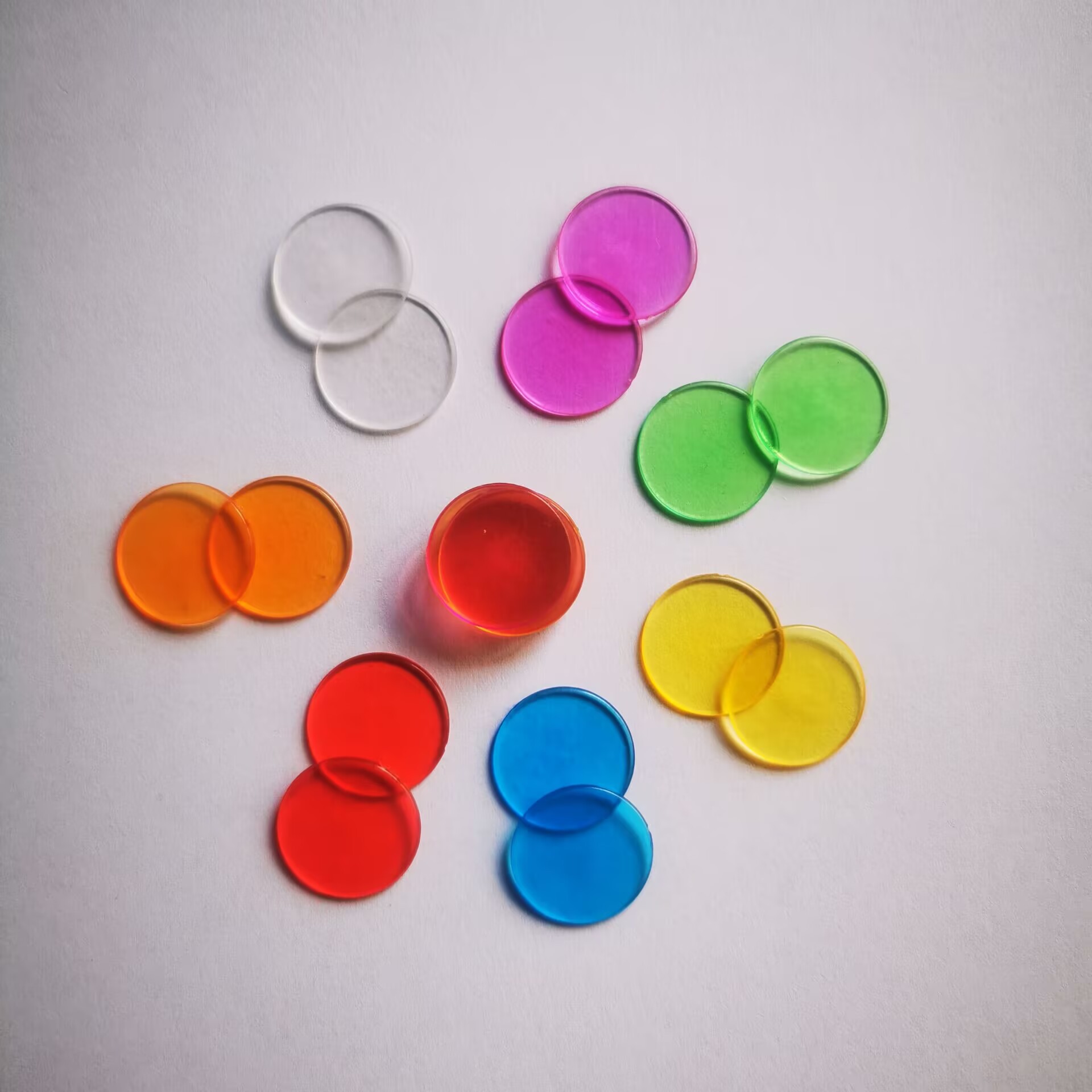 透明亚克力小圆片Bingo游戏的筹码彩色塑料教具套装批发
