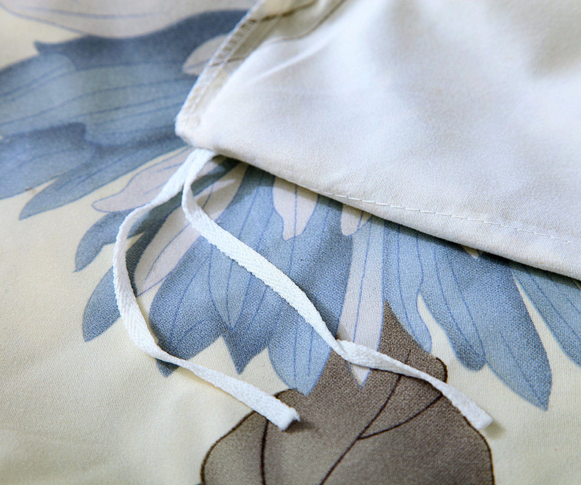 King Yellow With Blue Flora-08