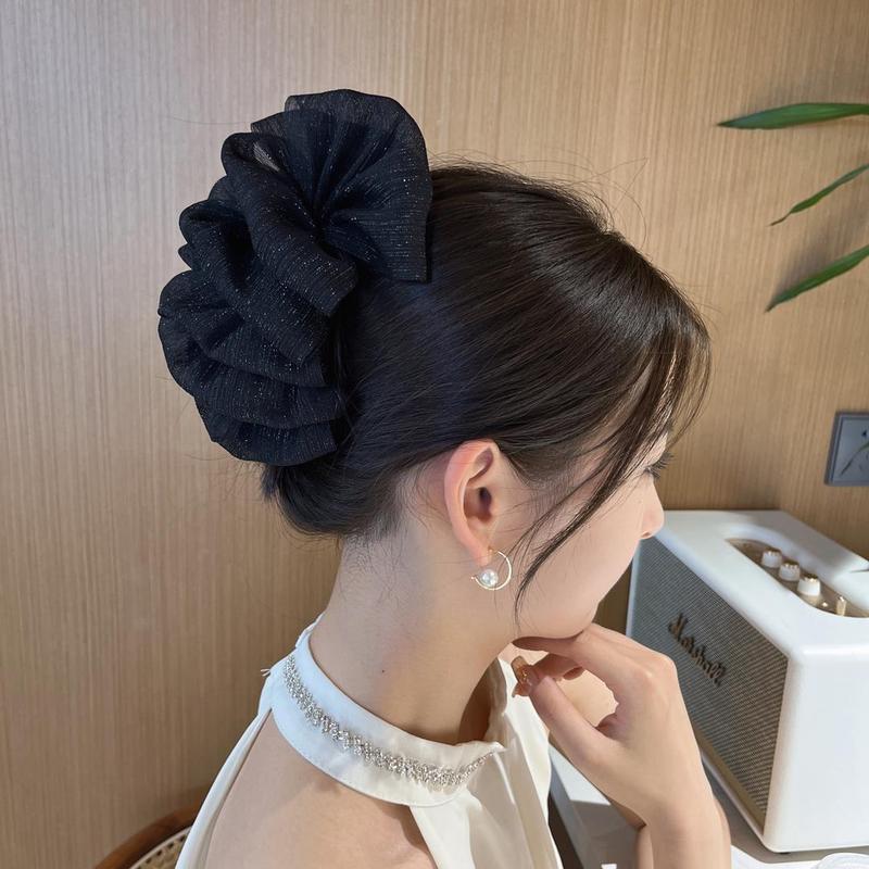 非金属布芸髪飾り両面泡網糸大サイズのクリップがふわふわしています。|undefined