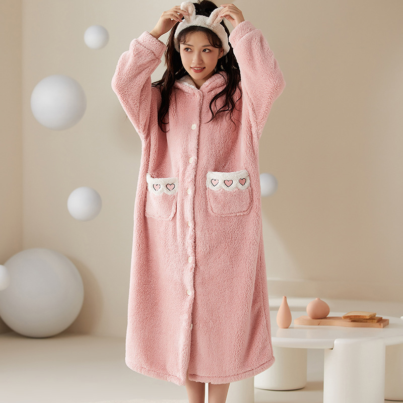 Nightgown Image 10